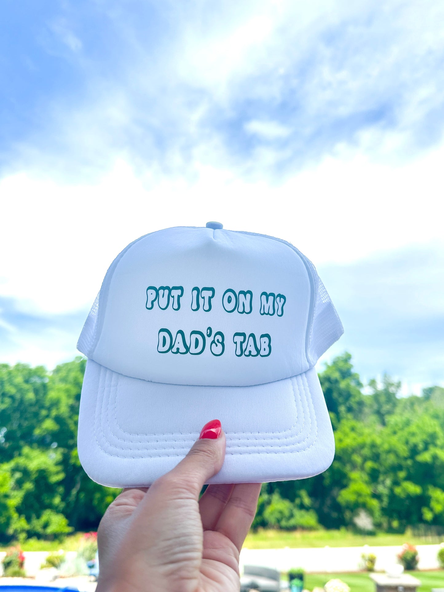 White Snapback Hat Women Adjustable Trucker Style Mesh Back Panel Dad Joke Slogan Funny Text Design Summer Accessory Casual Wear Comfortable Fit Perfect Gift For Women Beach Hat Outdoor Fashion Trendy Style Cool Summer Vibes Birthday