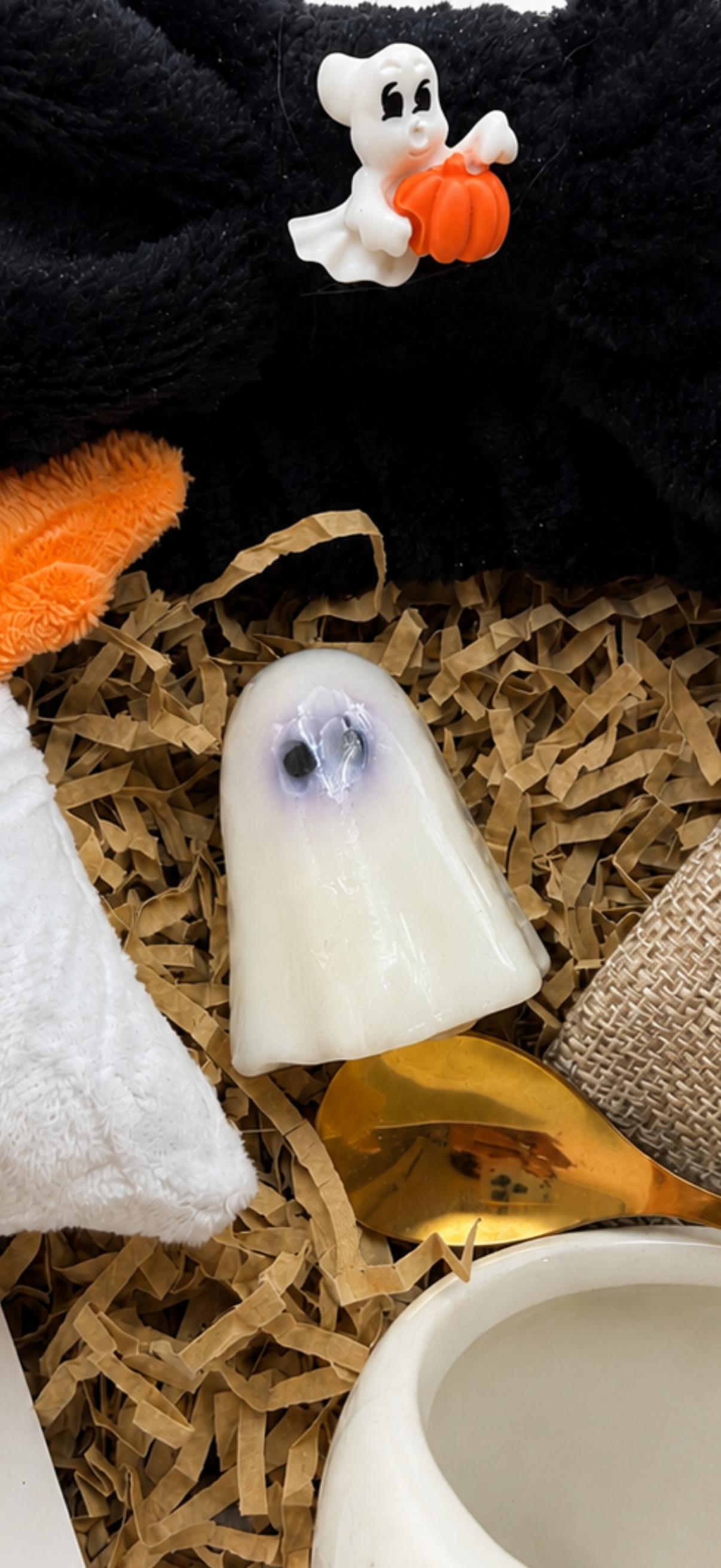 Halloween Gift Basket for Women – Ghost Gift Box with Mug, Tea & Plush