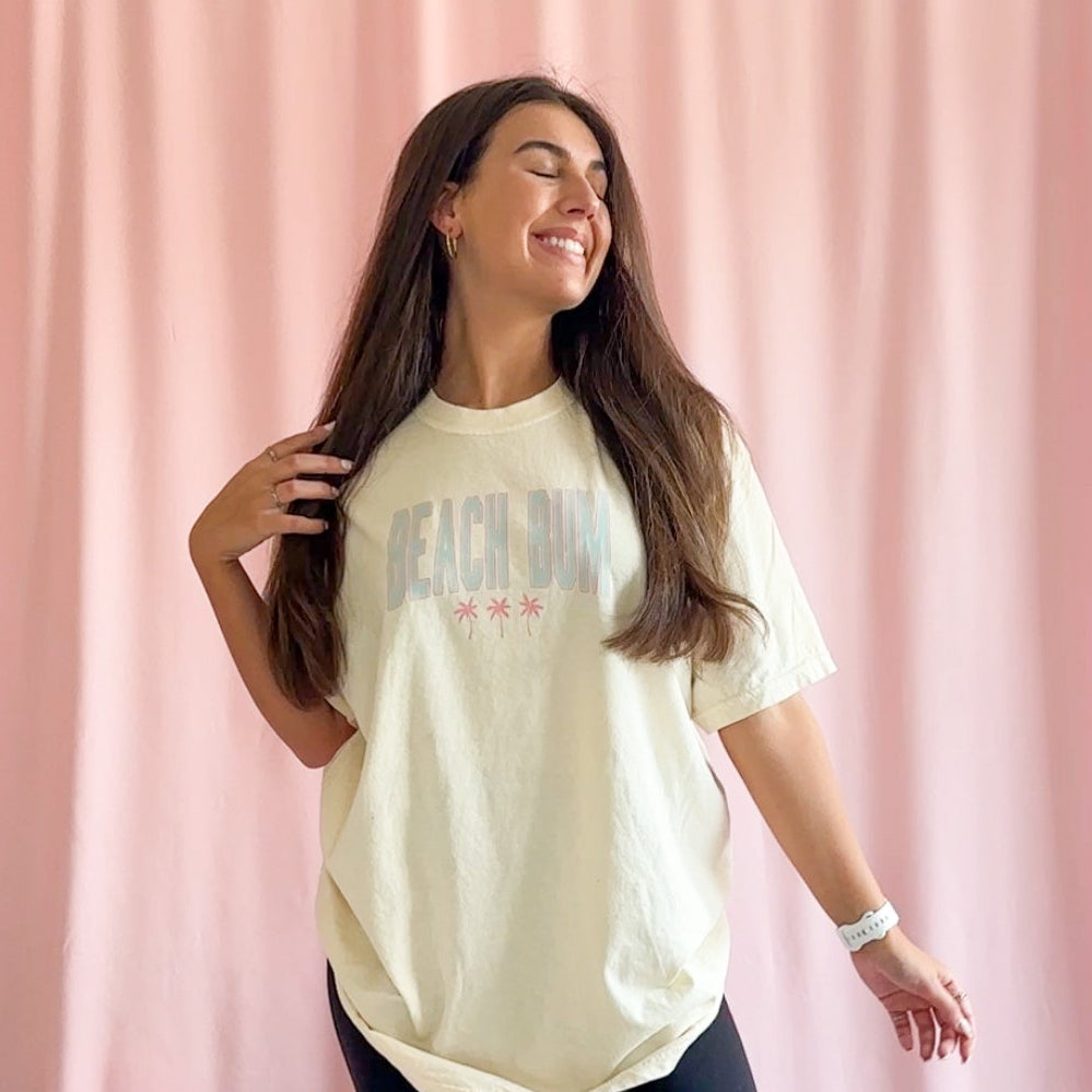 Beach Bum T-Shirt – Cream Unisex Coastal Graphic Tee, Summer Beach Shirt
