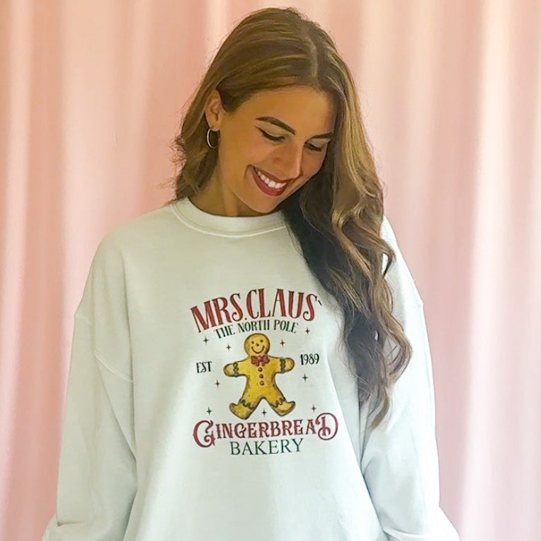 Christmas Sweatshirt Women Cozy Holiday Pullover Mrs Claus Gingerbread Bakery Design Festive Winter Wear Comfortable Soft Fabric Perfect Christmas Party Outfit Casual Holiday Fashion Seasonal Celebration Apparel Cute Whimsical Theme Winter
