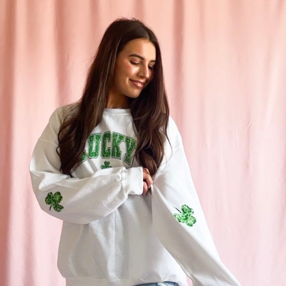 St Patrick's Day Women White Sweatshirt Sparkle Graphic Oversized Sweater